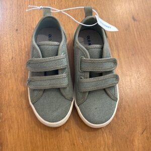 Old Navy Toddler Sneakers